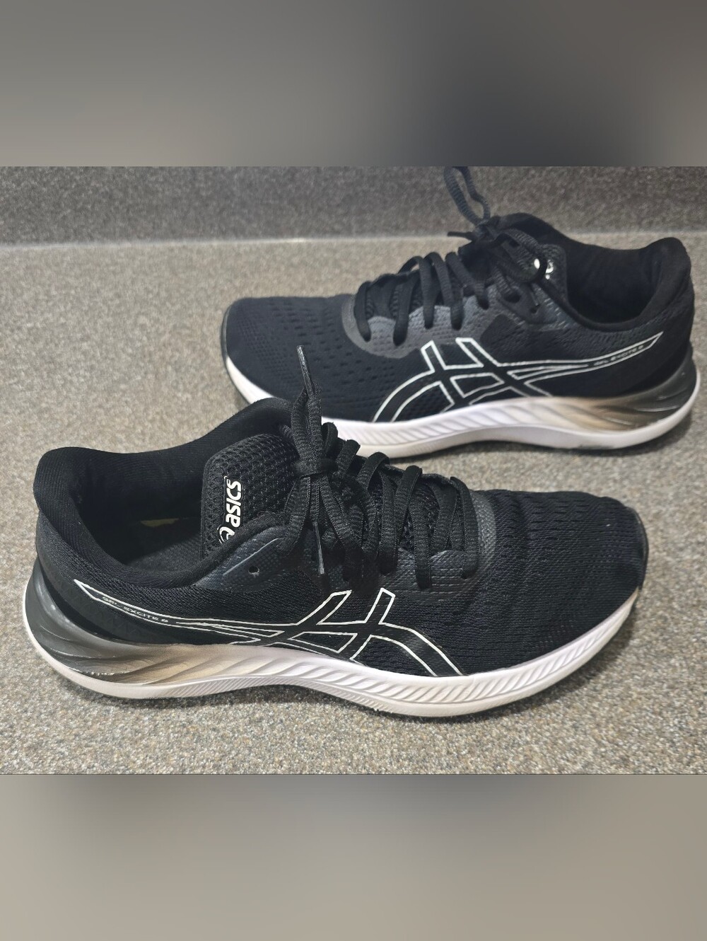 ASICS Gel-Excite 8 Women’s Running Shoes Black White Size 8.5 Athletic Sneakers - Picture 1 of 9